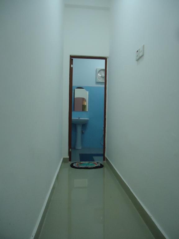 Yoho Blue Lotus Guest Mirissa Hotel Buitenkant foto